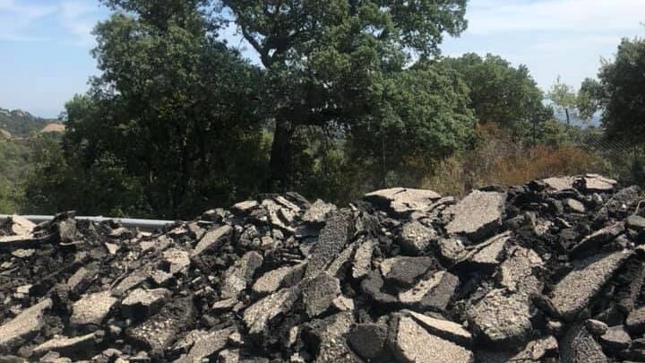 Morirono nell'alluvione, la richiesta ai parenti: "Pagate la rimozione delle auto"