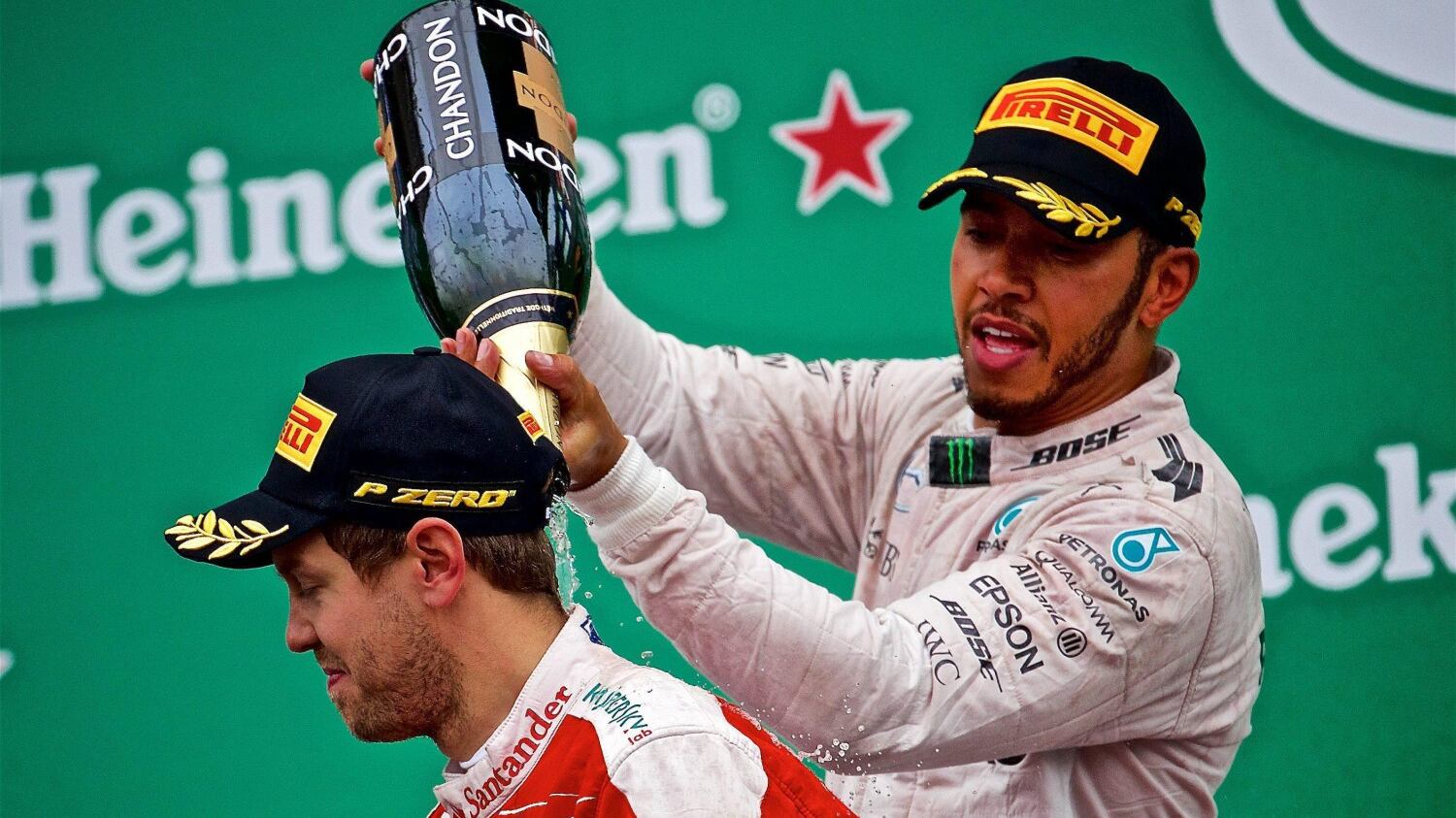 La Rossa non vuol vincere e getta via il trionfo Hamilton ringrazia