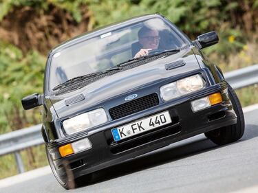 Ford Sierra Cosworth, guarda la gallery 2