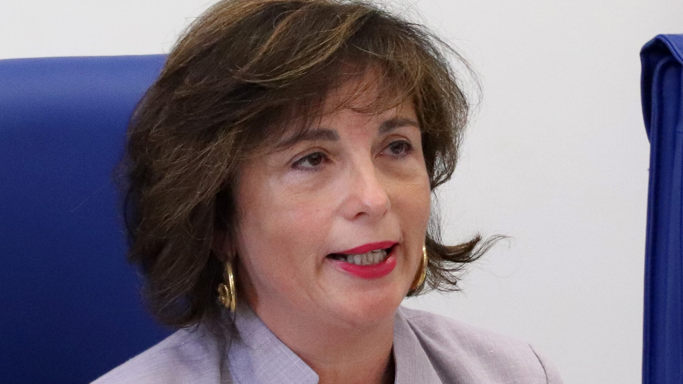 L'allarme: "Con le scuole chiuse aumenta il rischio di abusi"