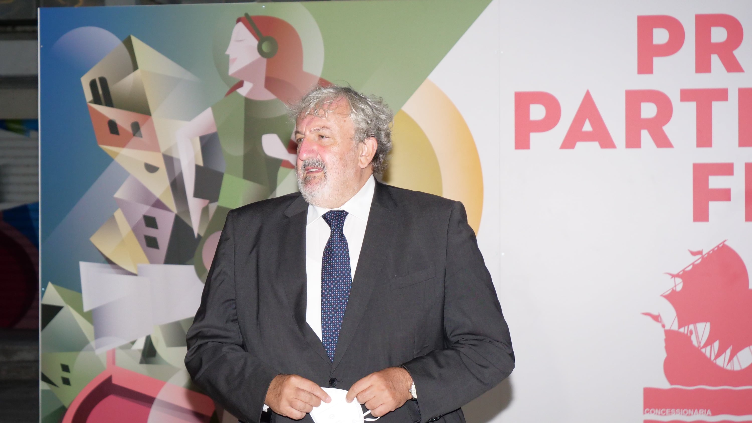 Chiusa la partita con Carlo Calenda, Letta apre a Michele Emiliano