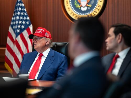 "Trump può vincere il Nobel per la pace": la strategia dietro i piani del tycoon