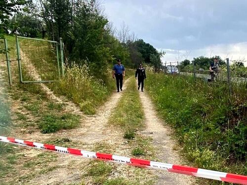 Uccide lo zio per un'auto parcheggiata male