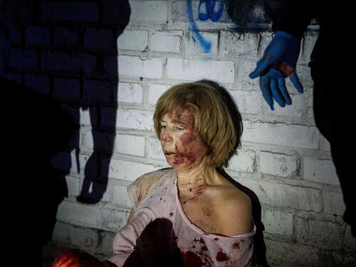 La strage di Mosca a Kiev: 12 civili uccisi e 100 feriti