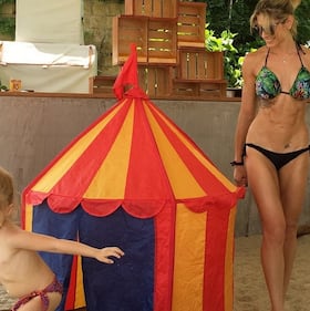 Maddalena Corvaglia, il bikini più esplosivo del Salento 13
