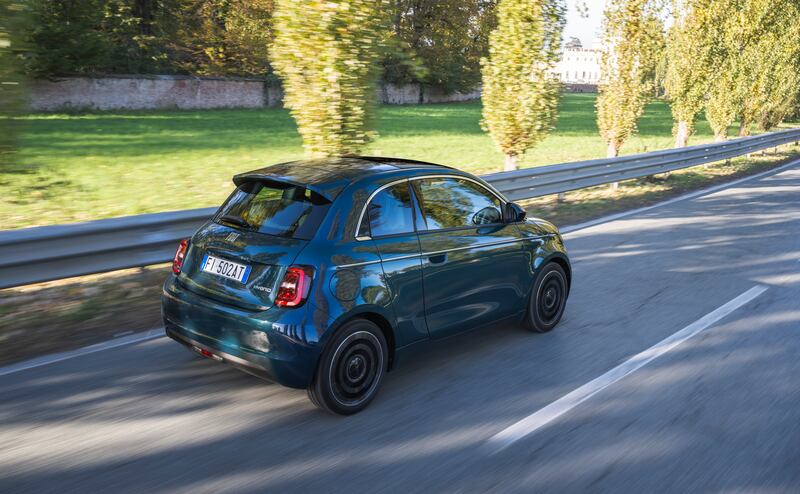 Nuova Fiat 500 Hybrid, guarda la gallery 8