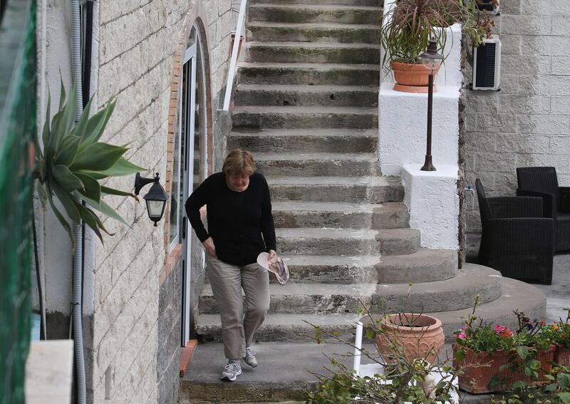 La Merkel a Ischia tra pilates e verdurine 2