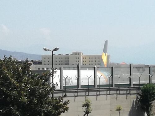 Aeroporto di Capodichino, cittadini stanchi dei rumori della piazzola di sosta