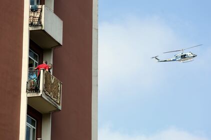Milano, sgomberato il residence Cavezzali 5