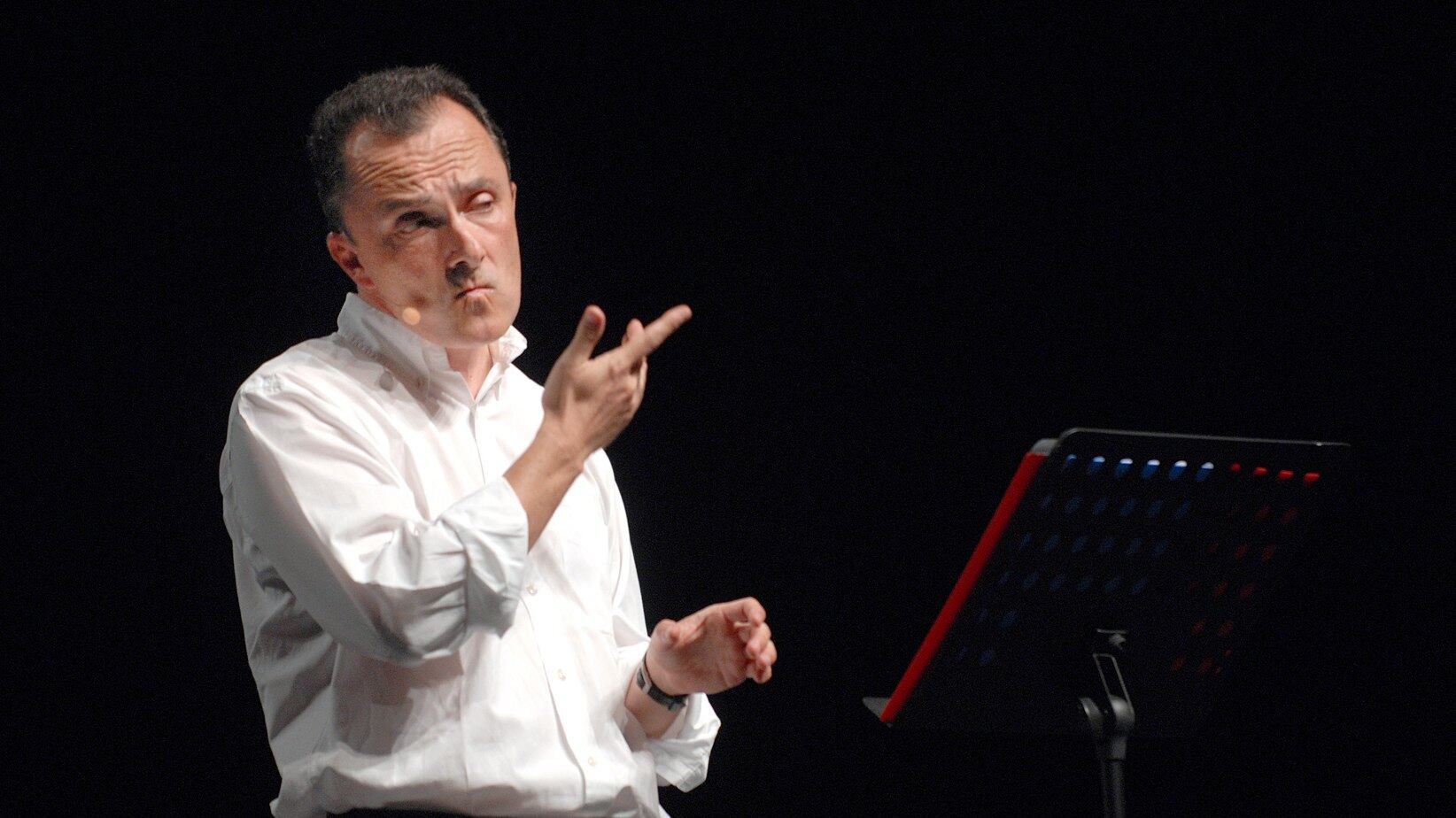 Luttazzi prova a difendersi: "Non sono un evasore"