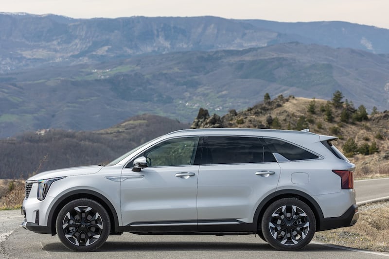 Kia Sorento 2024: guarda tutte le foto 9