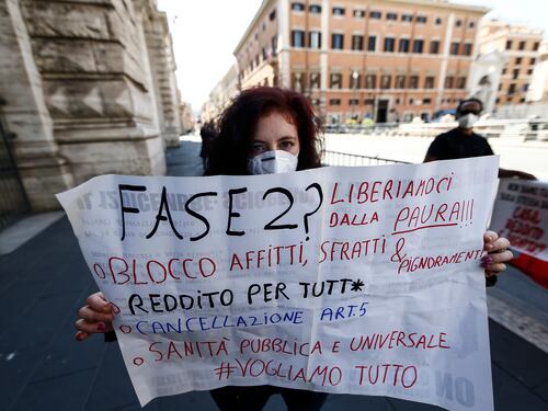 Primi malcontenti sul Sostegni II: "No a un altro stop degli sfratti"