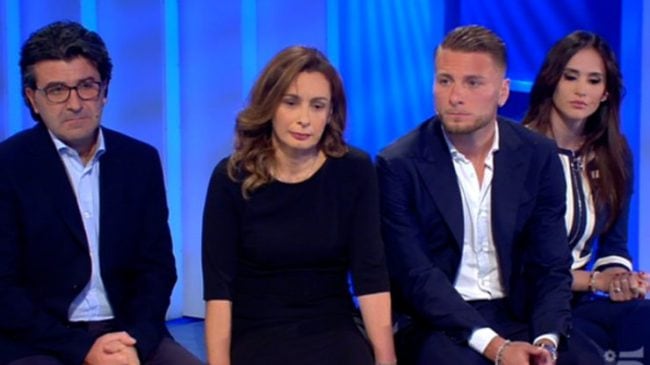 Ciro Immobile e la moglie a C'è posta per te, il pubblico insorge: "Regalo inadatto"
