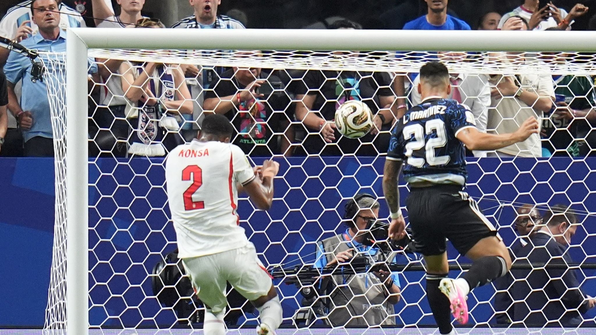 L’Argentina ribalta l’Inghilterra allo scadere: Lautaro porta l’Albiceleste in finale dei Mondiali