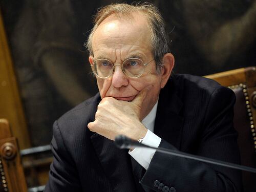 Padoan sbaglia bersaglio e accusa il ceto medio: "Sanno dire solo di no"