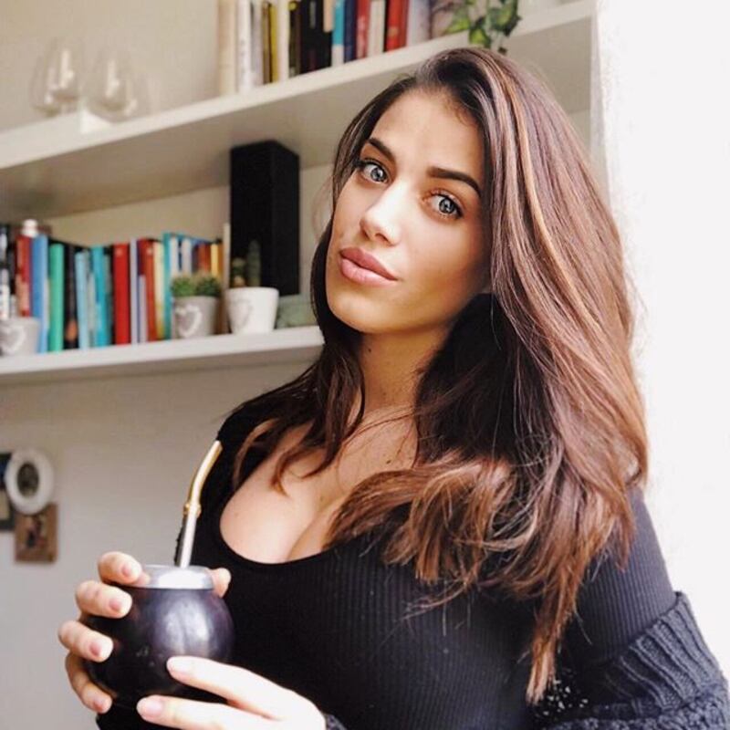 Eleonora Boi ha fatto perdere la testa a Gallinari: gli scatti della giornalista 12