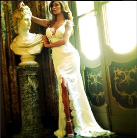 Belen, pose sexy prima del matrimonio 3