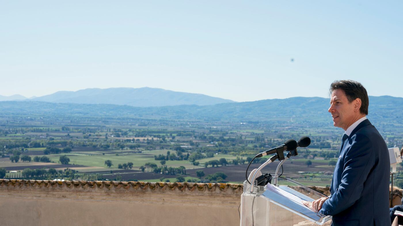 Conte è già stufo di Renzi "Non ci servono fenomeni"
