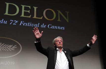 La vita pubblica di Alain Delon 6