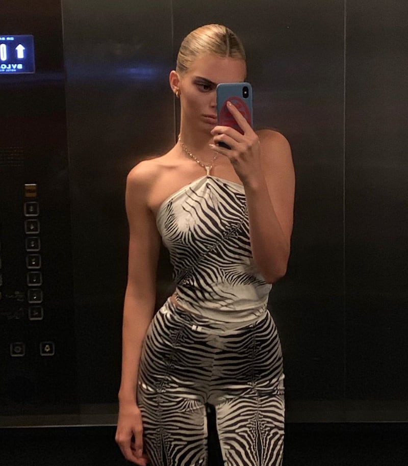 Kim Kardashian e le sorelle in foto 3