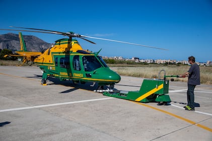 Il reparto volo della Guardia di Finanza: l'occhio che vigila sulle coste italiane 3