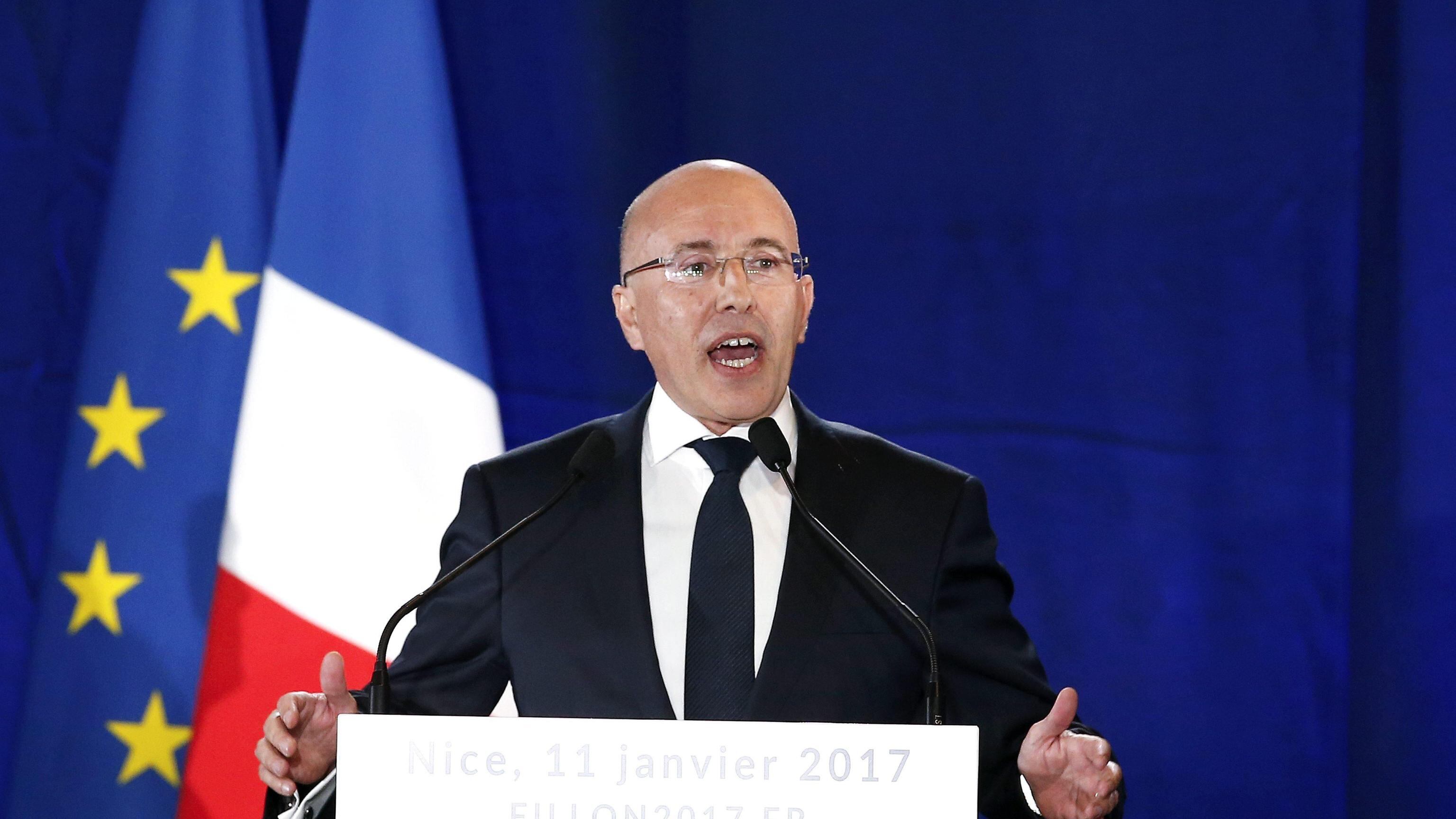 Vince l'ala conservatrice di Eric Ciotti. Così cambia la destra francese