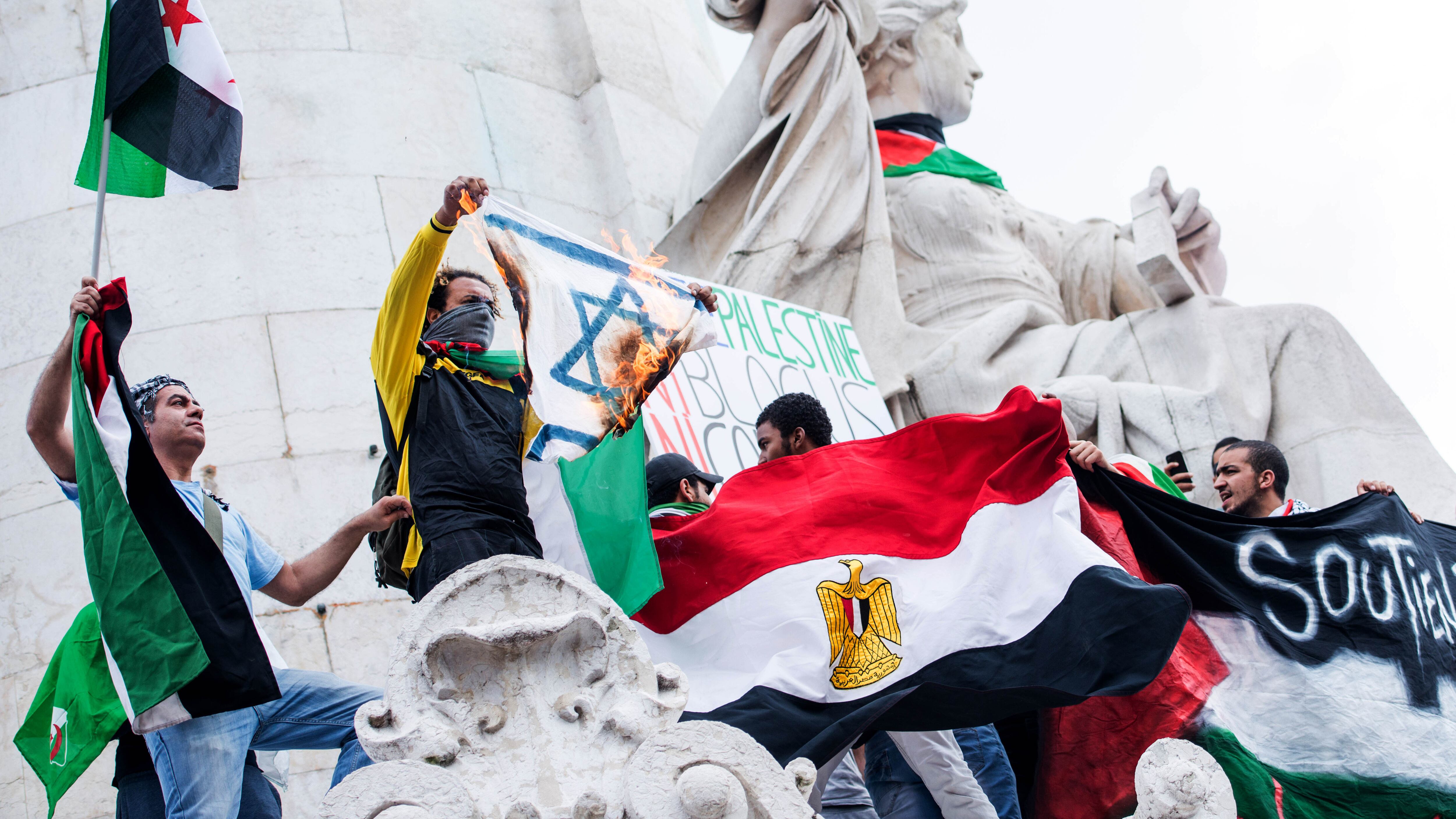 Il Parlamento francese riconosce la Palestina