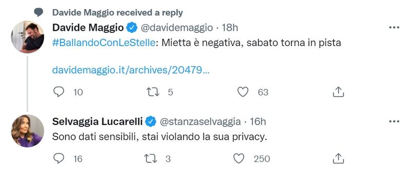 Lucarelli social