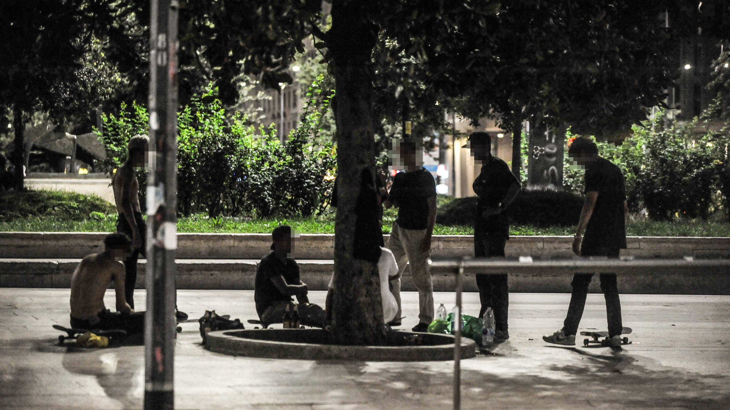 Zone rosse anti migranti, bufera sul sindaco