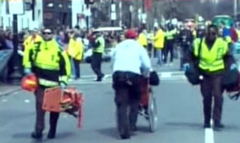 Boston, sangue alla maratona: esplosioni alla linea di arrivo 4