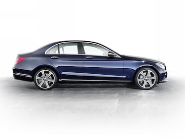 Berlina media? Mercedes C 2014 è quasi un'ammiraglia 9