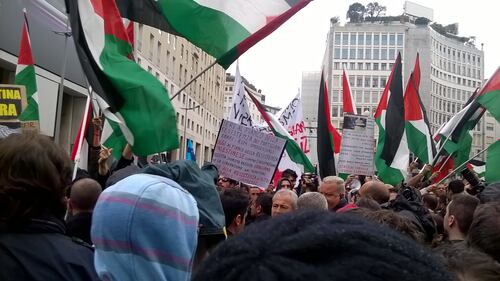 Tensioni al corteo di Milano 2