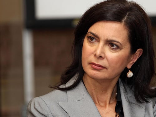 L'estate chic della Boldrini nel bungalow presidenziale