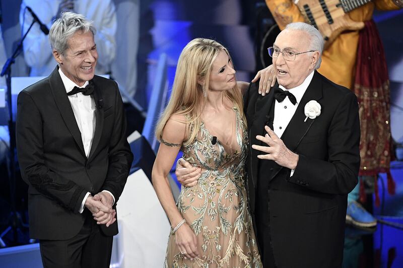 Michelle Hunziker sexy a Sanremo 8