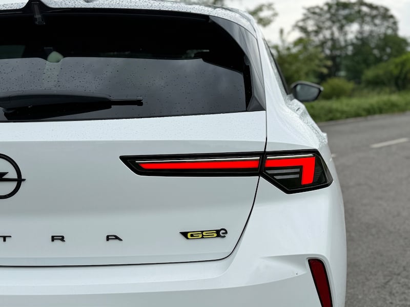 Opel Astra GSe: guarda la gallery della nuova due volumi sportiva da 225 CV 10
