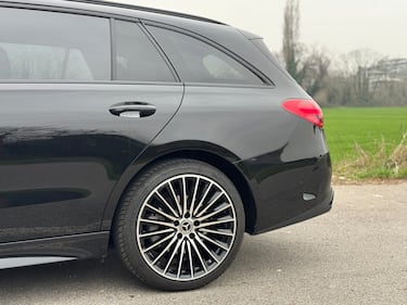 Mercedes Classe C 220 d SW: guarda tutte le foto 4