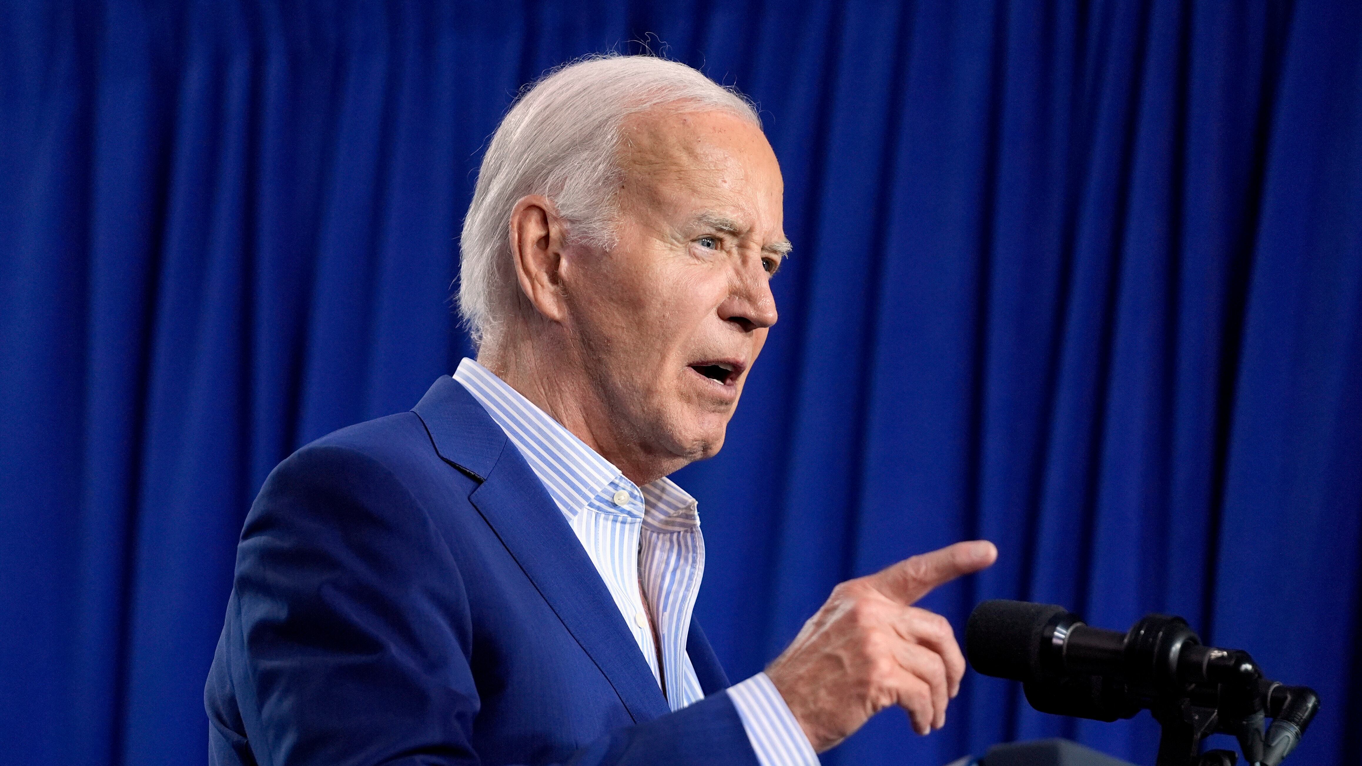 Biden, check up dopo il dibattito: "Sto bene". Ma per l'80% degli americani è "troppo vecchio"