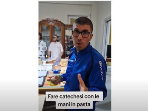 Michele, "don chef". Fa catechesi con le mani in pasta