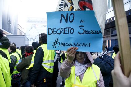 Gli striscioni degli antagonisti 5