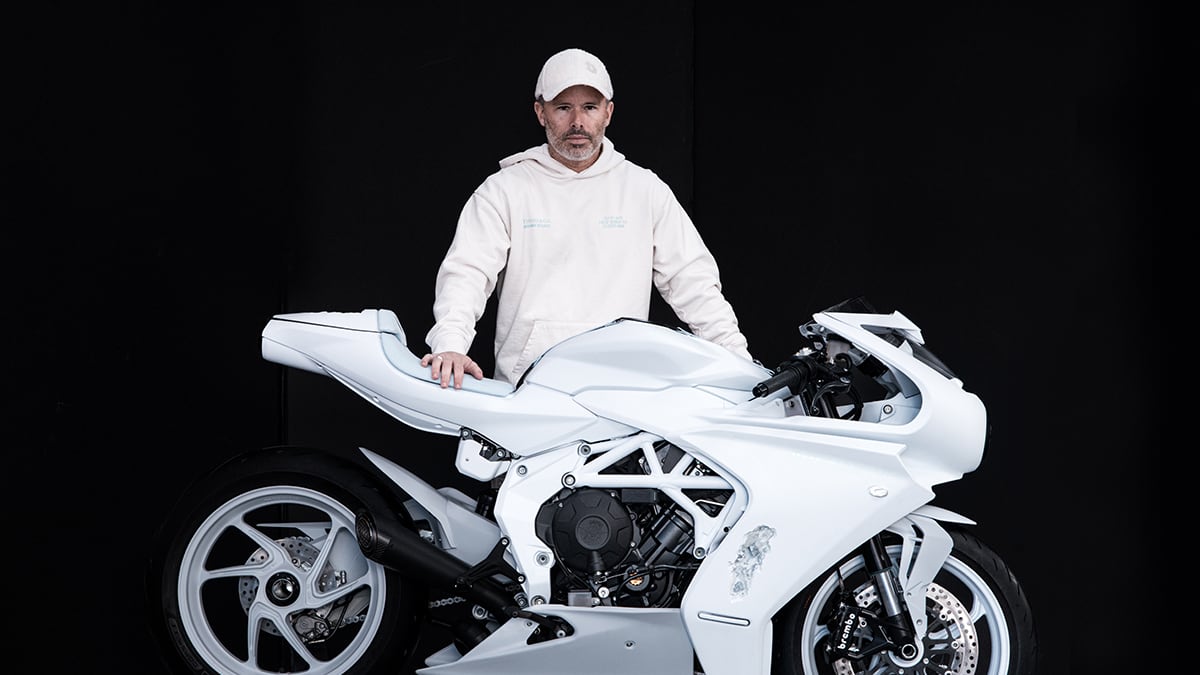 Mv Agusta Superveloce Arsham, fusione perfetta tra arte e emozione