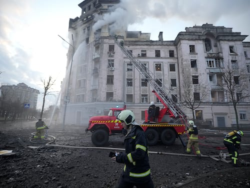 Raid russo su Kiev, distrutta la casa di un impiegato dell'ambasciata italiana