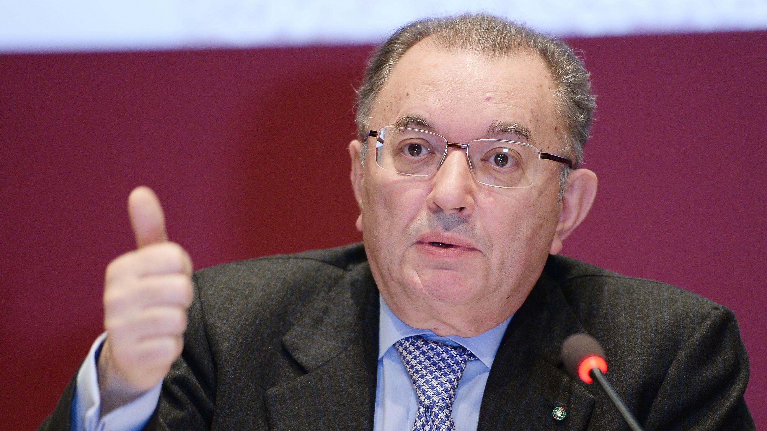 Squinzi: "Via Imu da capannoni"