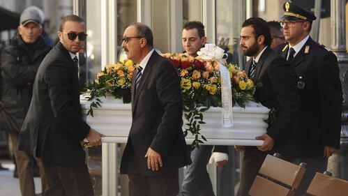 I funerali di Loris a Santa Croce Camerina 2
