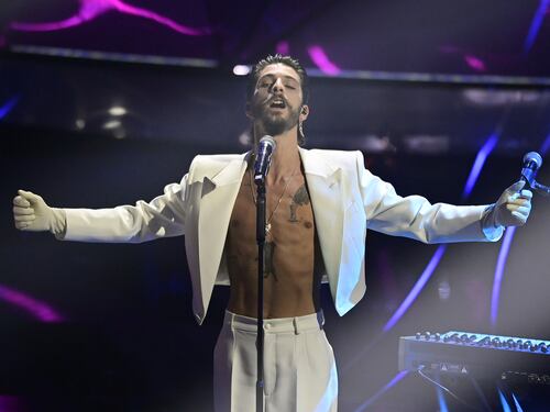 Sanremo 2024: ecco il look della finalissima del Festival dei Santi Francesi