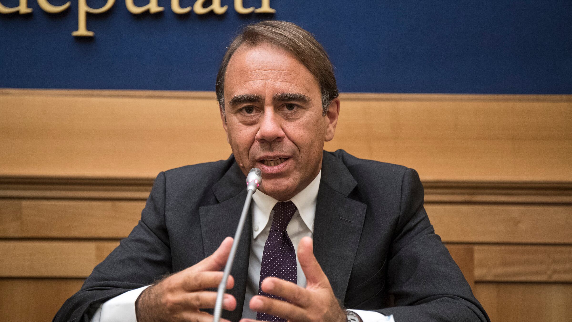 "Ecco come porre fine alla piaga delle case occupate"