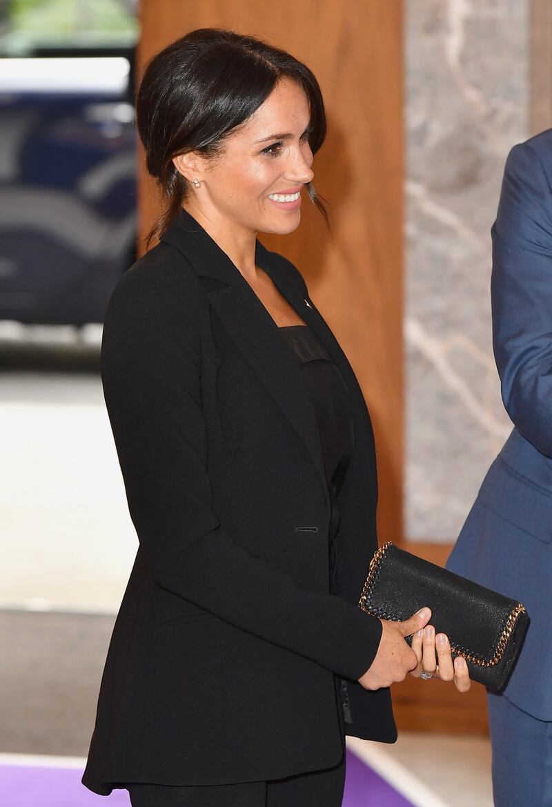 Meghan Markle, l'abito nasconde qualcosa? 9