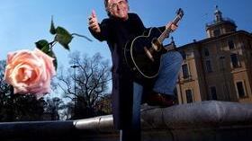 «Porto a teatro la mia vita Non solo canzoni e non soltanto Felicità»