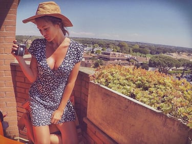 Gracia De Torres hot, selfie in bikini 9