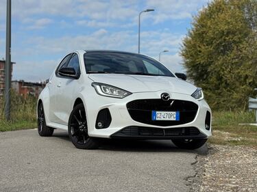 Mazda2 Hybrid 2025: guarda la gallery della citycar giapponese super efficiente 3