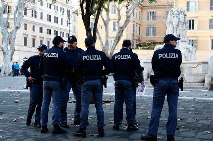 Studente accoltellato in Piazza Testaccio a Roma: gli inquirenti sulle tracce dei responsabili 1